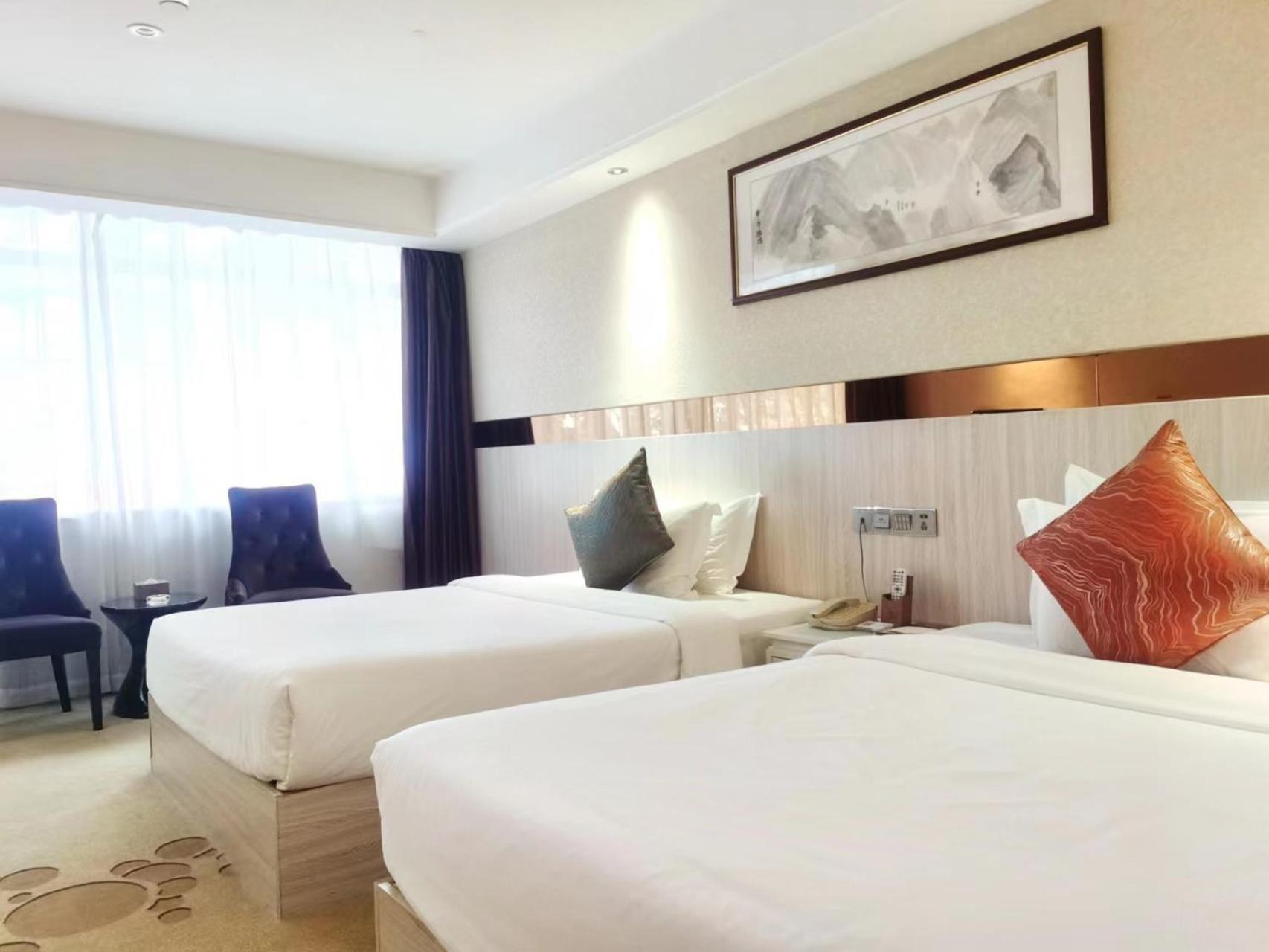 Paco Hotel Tianhe Coach Terminal Metro Satation Guangzhou-Free Shuttle Bus For Canton Fair Exterior photo