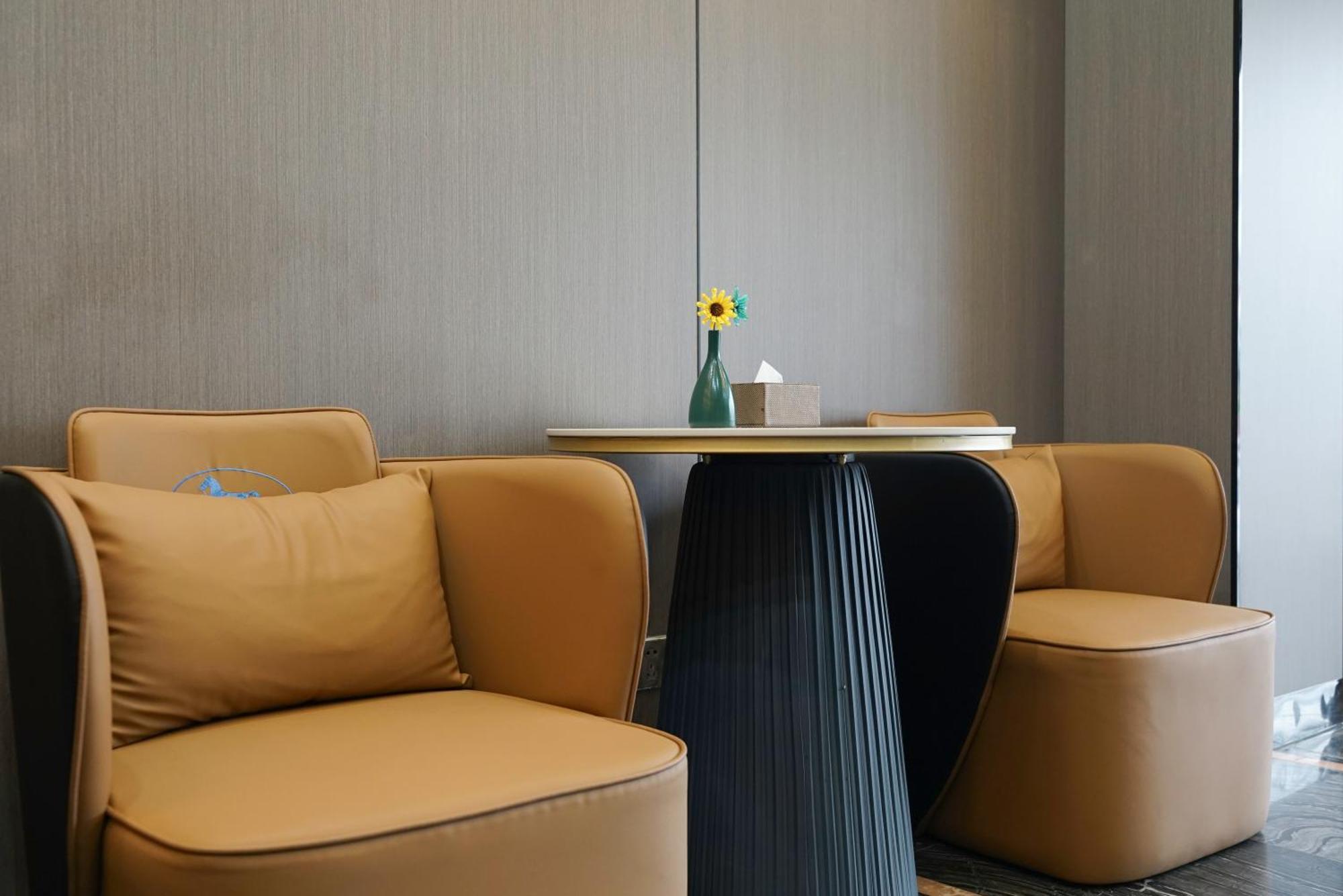 Paco Hotel Tianhe Coach Terminal Metro Satation Guangzhou-Free Shuttle Bus For Canton Fair Exterior photo